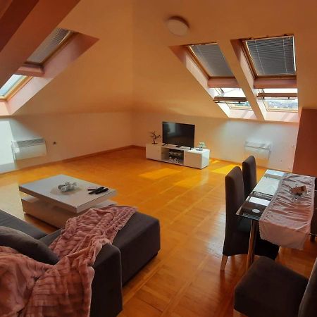 Loft Apartman Jagodina Dış mekan fotoğraf