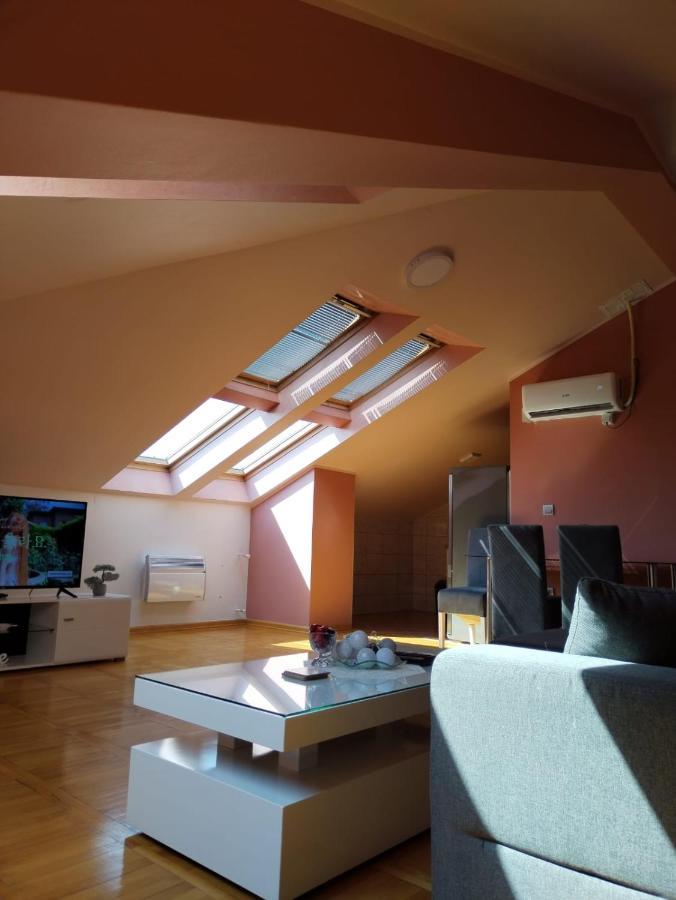 Loft Apartman Jagodina Dış mekan fotoğraf